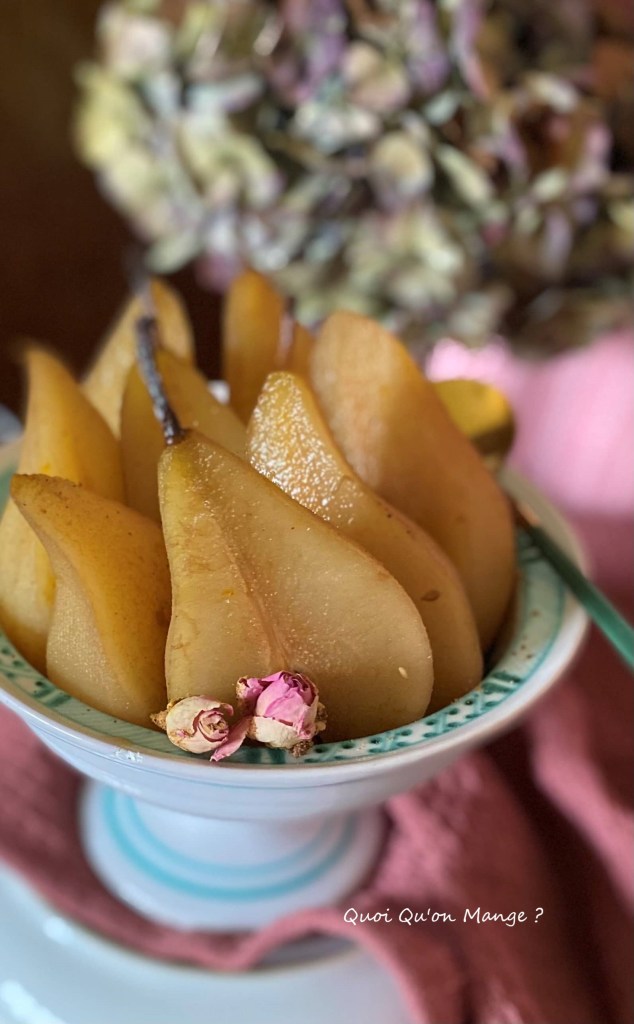 Poires pochées à la Crème de Cassis & à la Vanille