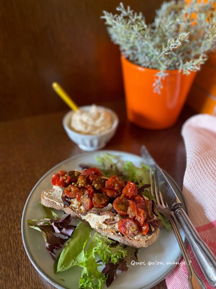 Tartine tomates rôties - Crème de feta & Zaatar