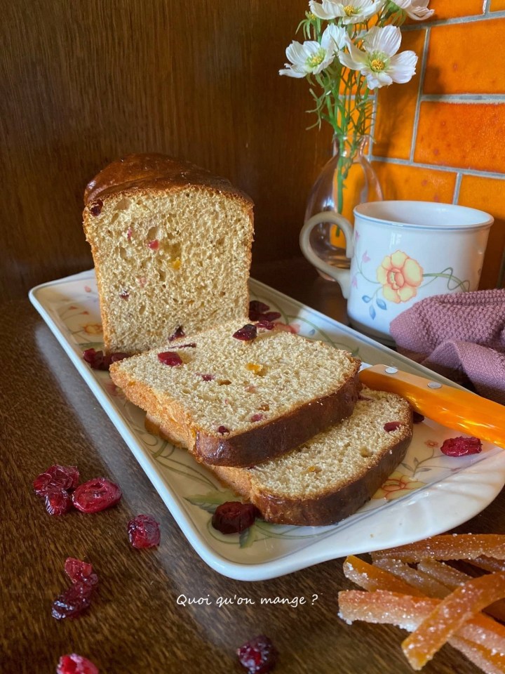 Brioche à l'Eau de Fleurs d'Oranger - Ecorces d'Oranges -Cranberries Séchées