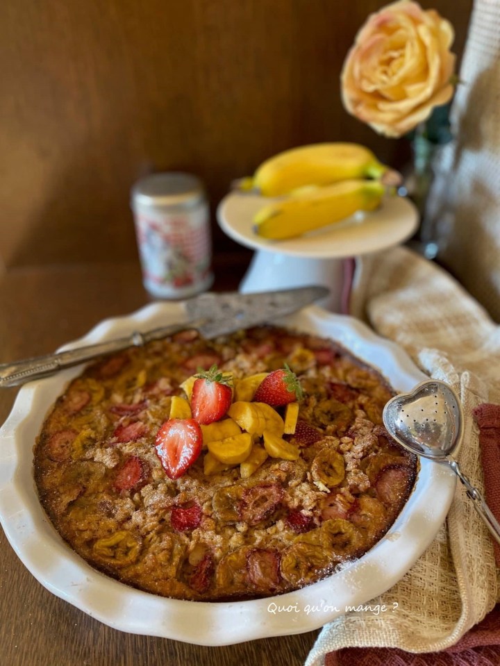Pudding Flocons d'Avoine à la Cannelle avec Banane et Fraises