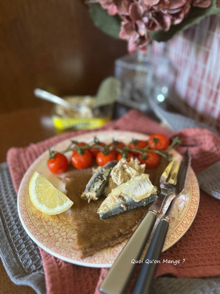 Crêpe de Sarrasin,, Crème à la Sardine, Sardines, Tomates Fraîches